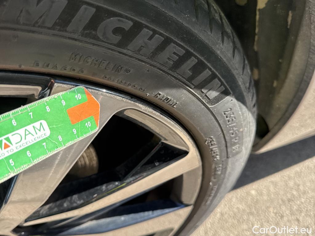  Peugeot  508 PEUGEOT  / 2018 / 5P / berlina con portón 5P GT Line BlueHDi 120kW (160) S&S EAT8 #10