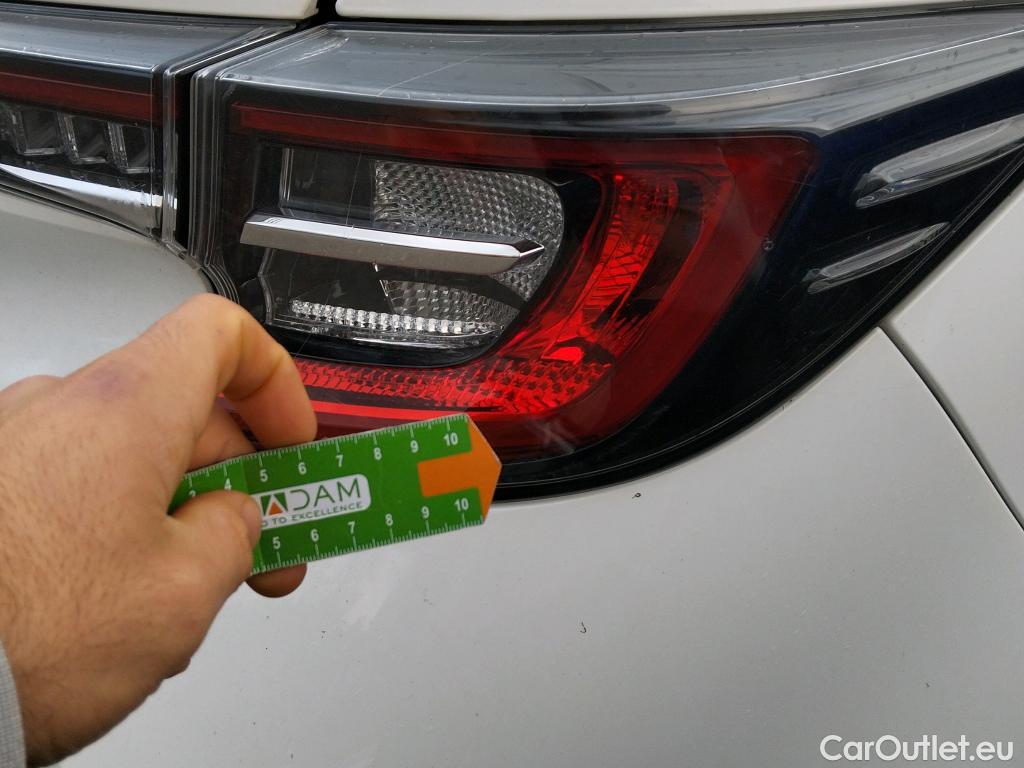  Toyota  Corolla TOYOTA  1.8 125H ACTIVE TECH E-CVT #37