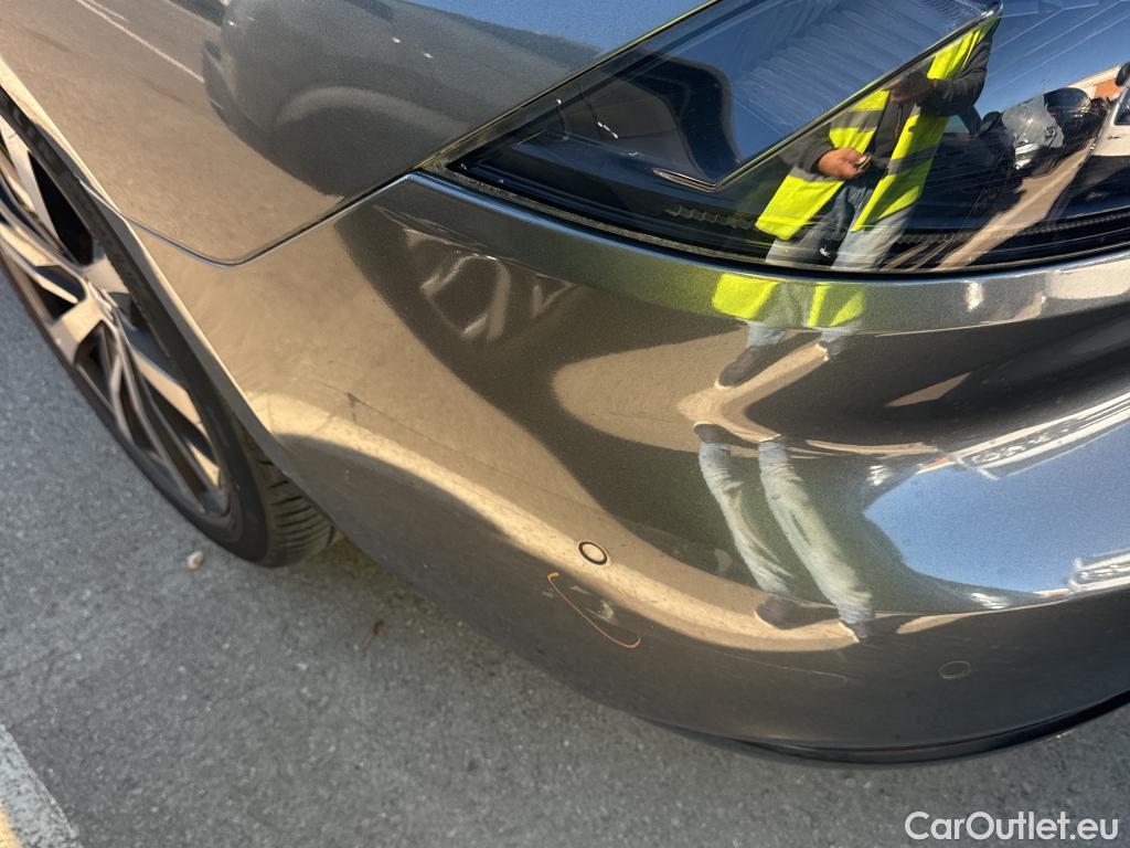  Peugeot  508 PEUGEOT  / 2018 / 5P / berlina con portón 5P GT Line BlueHDi 120kW (160) S&S EAT8 #26