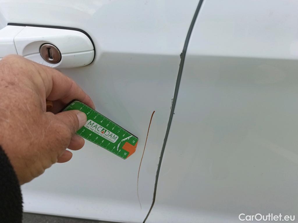  Ford  Kuga FORD  / 2016 / 5P / todoterreno 1.5 EcoBoost 88kW 4x2 Trend+ (CX) #10