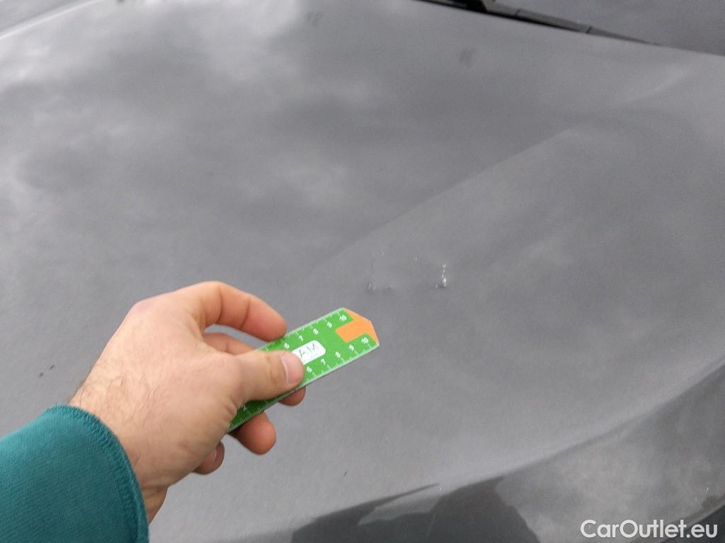  Peugeot  3008 PEUGEOT  / 2020 / 5P / todoterreno 1.5 BlueHDi 96kW S&S GT EAT8 #4