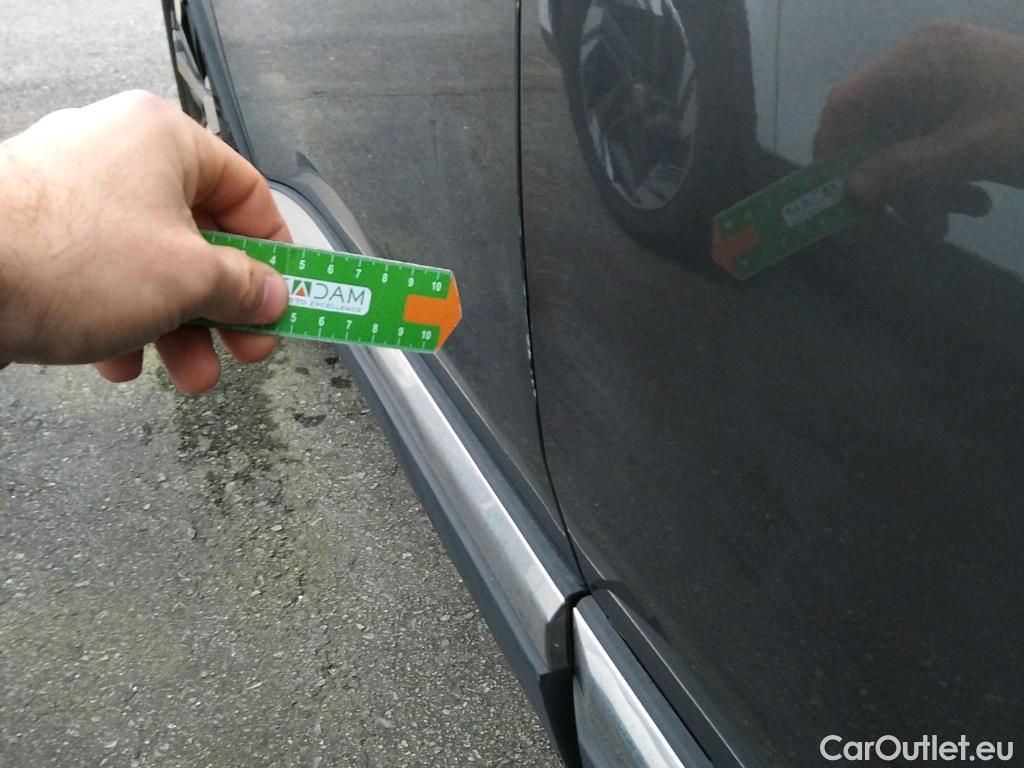  Peugeot  3008 PEUGEOT  / 2020 / 5P / todoterreno 1.5 BlueHDi 96kW S&S GT EAT8 #2