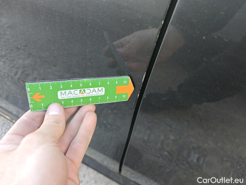  Peugeot  508 PEUGEOT  / 2018 / 5P / berlina con portón 5P Business Line BlueHDi 130 EAT8 (AC) #12