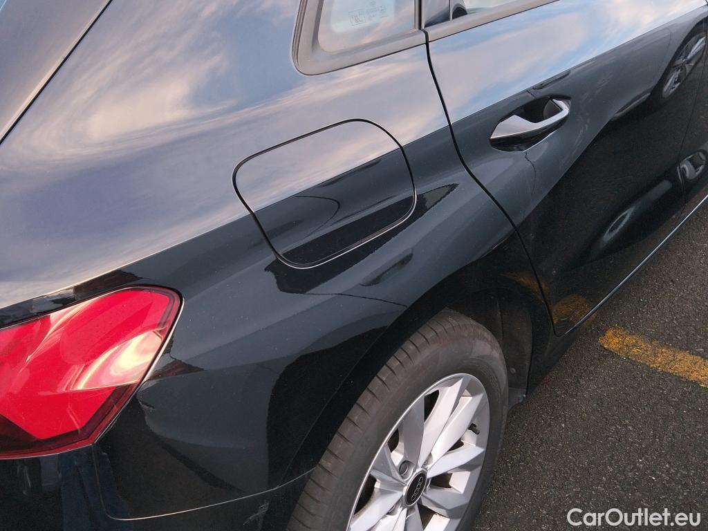  Audi  A3 AUDI  / 2020 / 5P / berlina con portón Sportback 30 TDI 85kW (116CV) #19