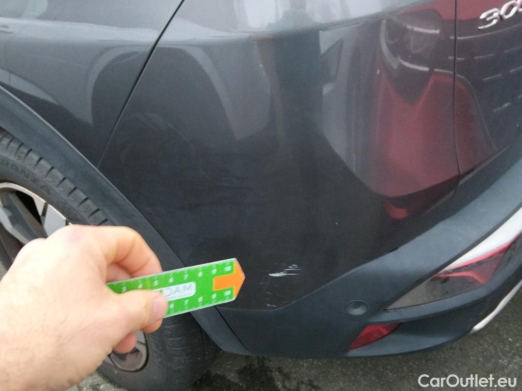  Peugeot  3008 PEUGEOT  / 2020 / 5P / todoterreno 1.5 BlueHDi 96kW S&S GT EAT8 #18