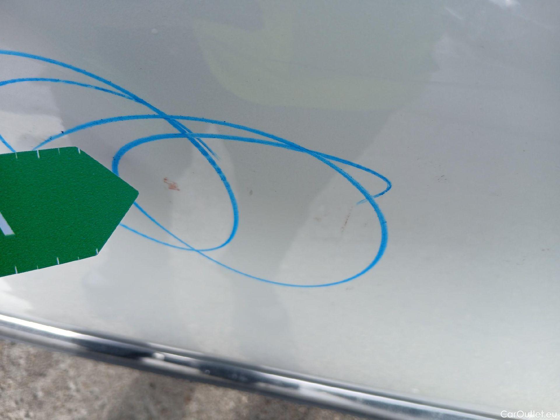  Peugeot  3008 PEUGEOT  / 2016 / 5P / todoterreno 1.2 PURETECH 96KW (130CV) ALLURE S&S (CX) #14