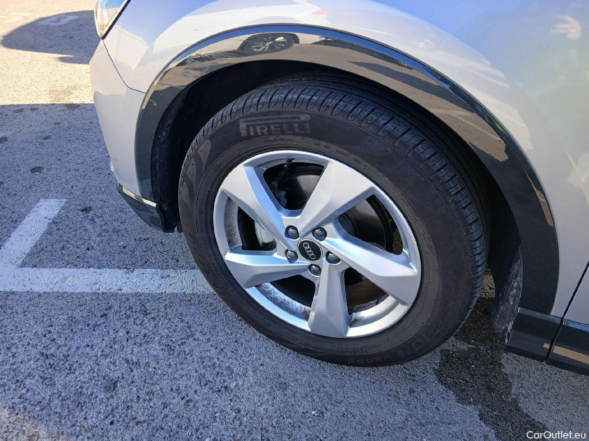  Audi  Q3 AUDI  / 2018 / 5P / todoterreno Advanced 35 TDI 110kW (150CV) #10