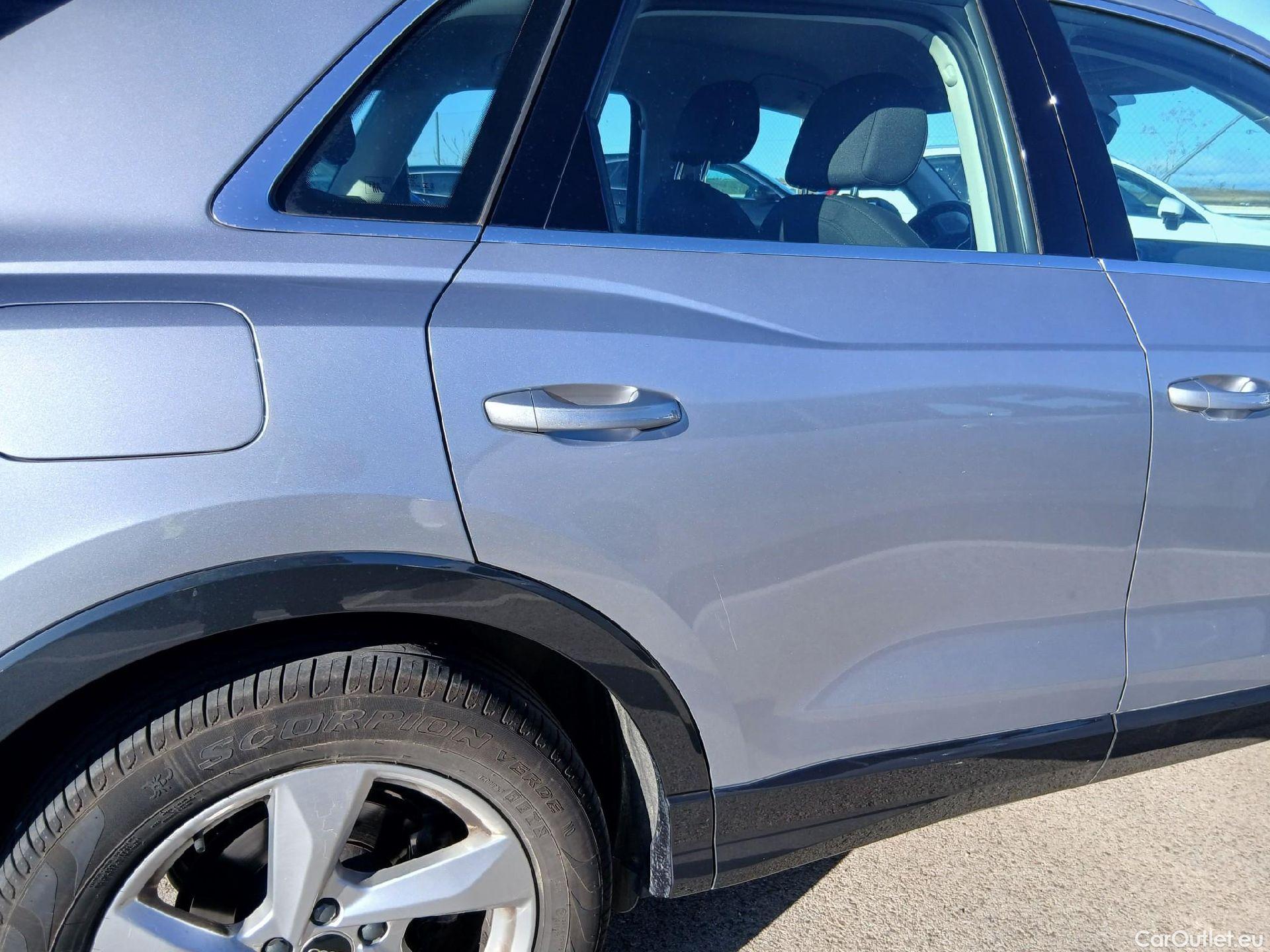  Audi  Q3 AUDI  / 2018 / 5P / todoterreno Advanced 35 TDI 110kW (150CV) #27