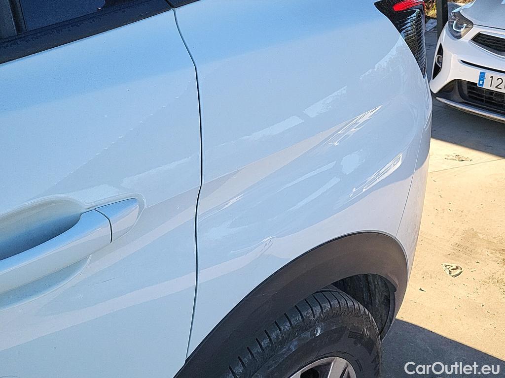  Peugeot  3008 PEUGEOT  / 2016 / 5P / todoterreno 1.5 BlueHDi 96kW (130CV) S&S Active EAT8 #3