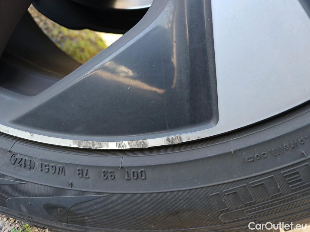  Volvo  XC90 VOLVO  / 2019 / 5P / todoterreno 2.0 T5 AWD R-Design Auto #6