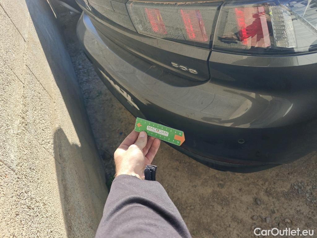  Peugeot  508 PEUGEOT  / 2018 / 5P / berlina con portón 5P Business Line BlueHDi 130 EAT8 (AC) #27