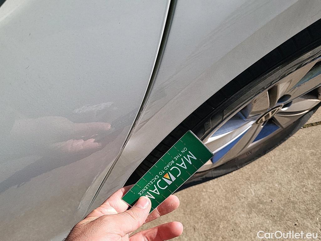  Volkswagen  Golf  VOLKSWAGEN / 2020 / 5P / berlina con portón 1.0 TSI 81kW (110CV) #2