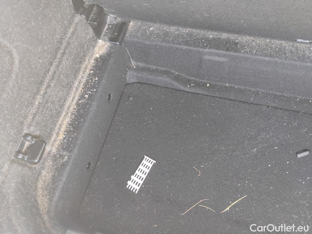  Mini  Cooper MINI MINI / 2014 / 5P / berlina con portón ONE 5 PUERTAS (CX) #15