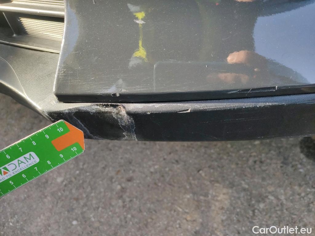  KIA  Sportage KIA  1.6MHEV Drive 100kW(136CV) 4x2(Crist Tintados)(CX) #38