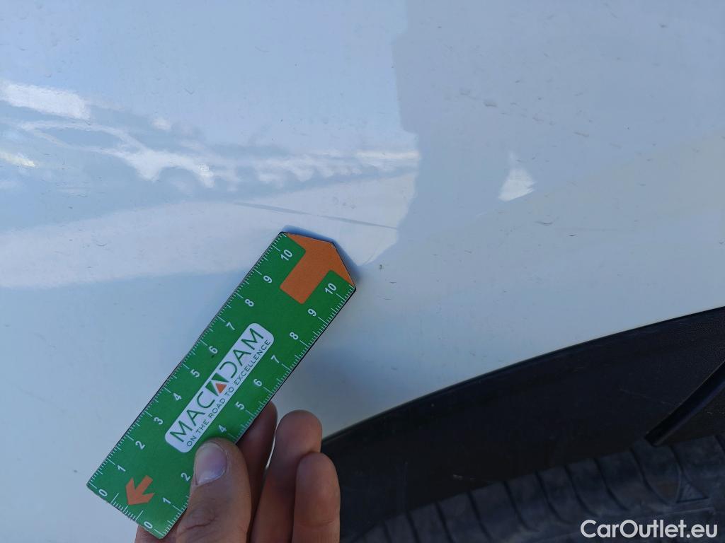  KIA  Sportage KIA  / 2022 / 5P / todoterreno 1.6 T-GDi HEV 171kW (230CV) Drive 4X2 #30