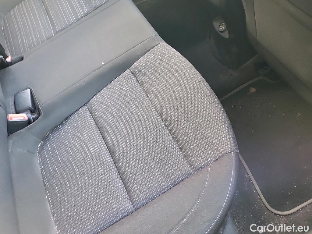  KIA  STONIC KIA  / 2017 / 5P / todoterreno 1.0 T-GDi 88kW (120CV) MHEV iMT Drive #11