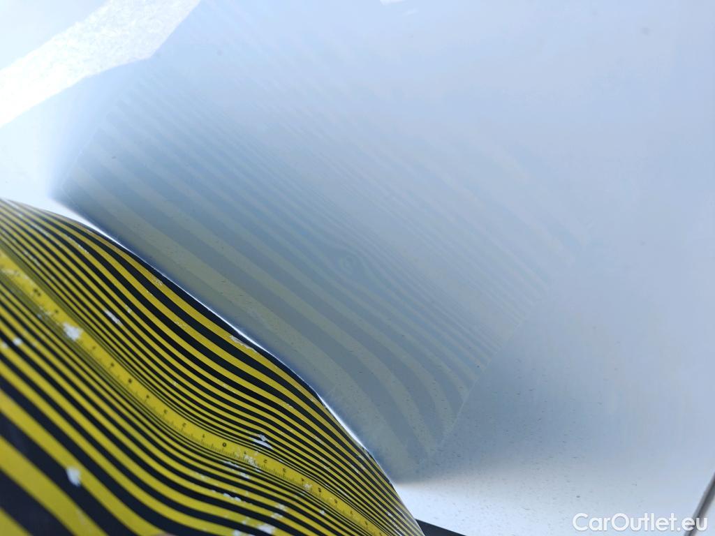  KIA  Sportage KIA  / 2022 / 5P / todoterreno 1.6 T-GDi HEV 171kW (230CV) Drive 4X2 #17