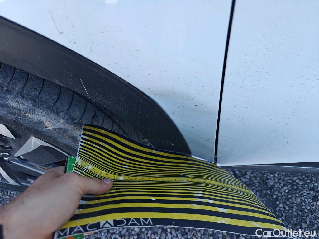  KIA  Sportage KIA  / 2022 / 5P / todoterreno 1.6 T-GDi HEV 171kW (230CV) Drive 4X2 #11