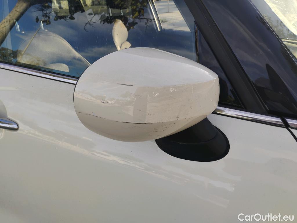  Mini  Cooper MINI MINI / 2014 / 5P / berlina con portón ONE 5 PUERTAS (CX) #30