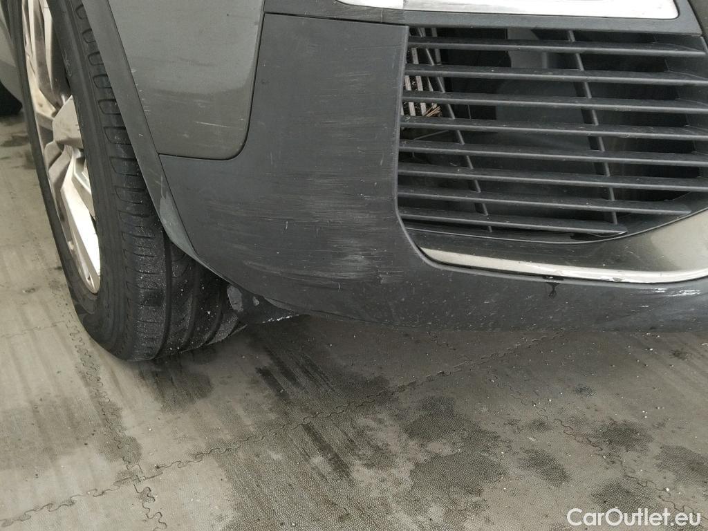  Peugeot  3008 PEUGEOT  / 2016 / 5P / todoterreno 1.5L BlueHDi 96kW (130CV) S&S Active (AC2) #9