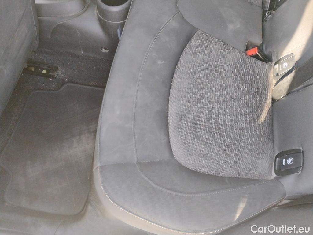  Mini  Cooper MINI MINI / 2014 / 5P / berlina con portón ONE 5 PUERTAS (CX) #10