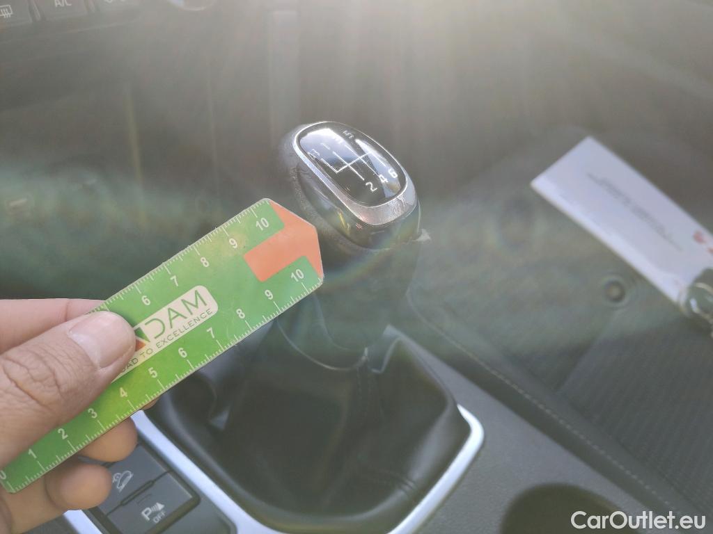  KIA  Sportage KIA  1.6MHEV Drive 100kW(136CV) 4x2(Crist Tintados)(CX) #30