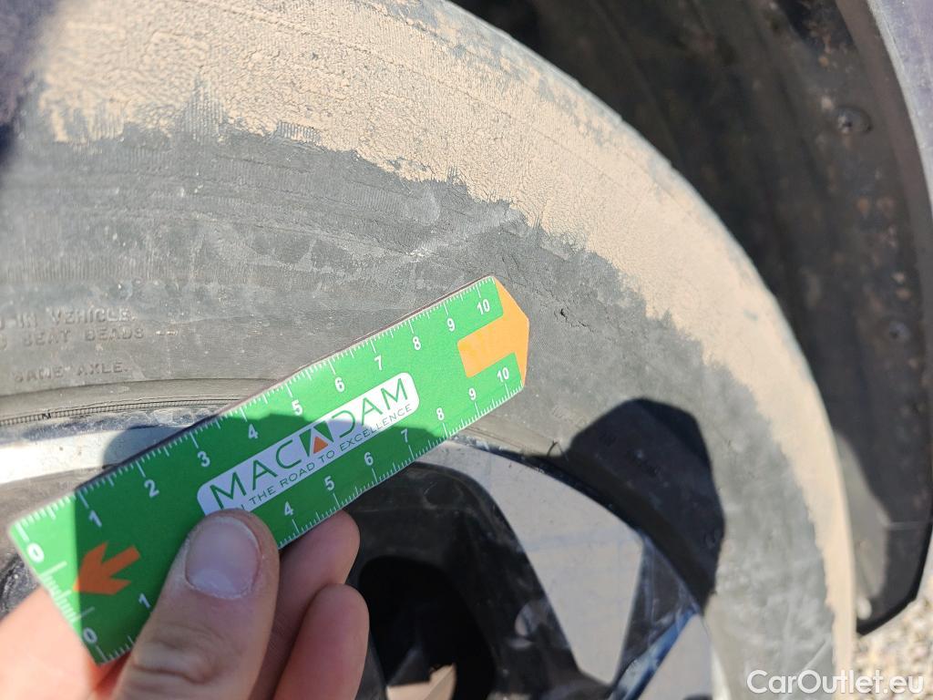  KIA  Sportage KIA  / 2022 / 5P / todoterreno 1.6 T-GDi HEV 171kW (230CV) Drive 4X2 #19