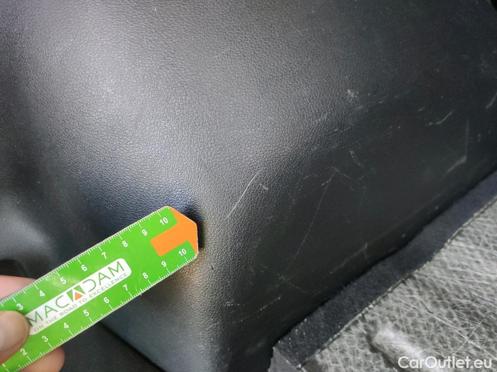  KIA  Sportage KIA  1.6MHEV Drive 100kW(136CV) 4x2(Crist Tintados)(CX) #24