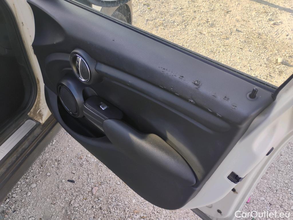  Mini  Cooper MINI MINI / 2014 / 5P / berlina con portón ONE 5 PUERTAS (CX) #2