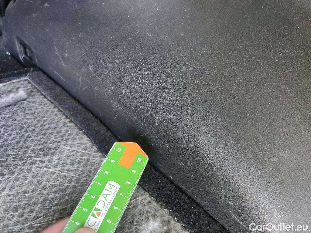  KIA  Sportage KIA  1.6MHEV Drive 100kW(136CV) 4x2(Crist Tintados)(CX) #28