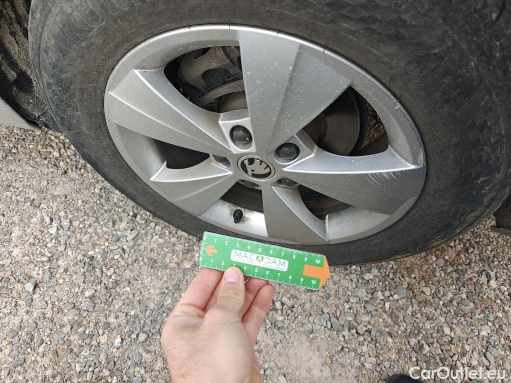  Skoda  Octavia SKODA  / 2020 / 5P / berlina con portón 2.0 TDI 85kW (115 CV) Manual Ambition #12