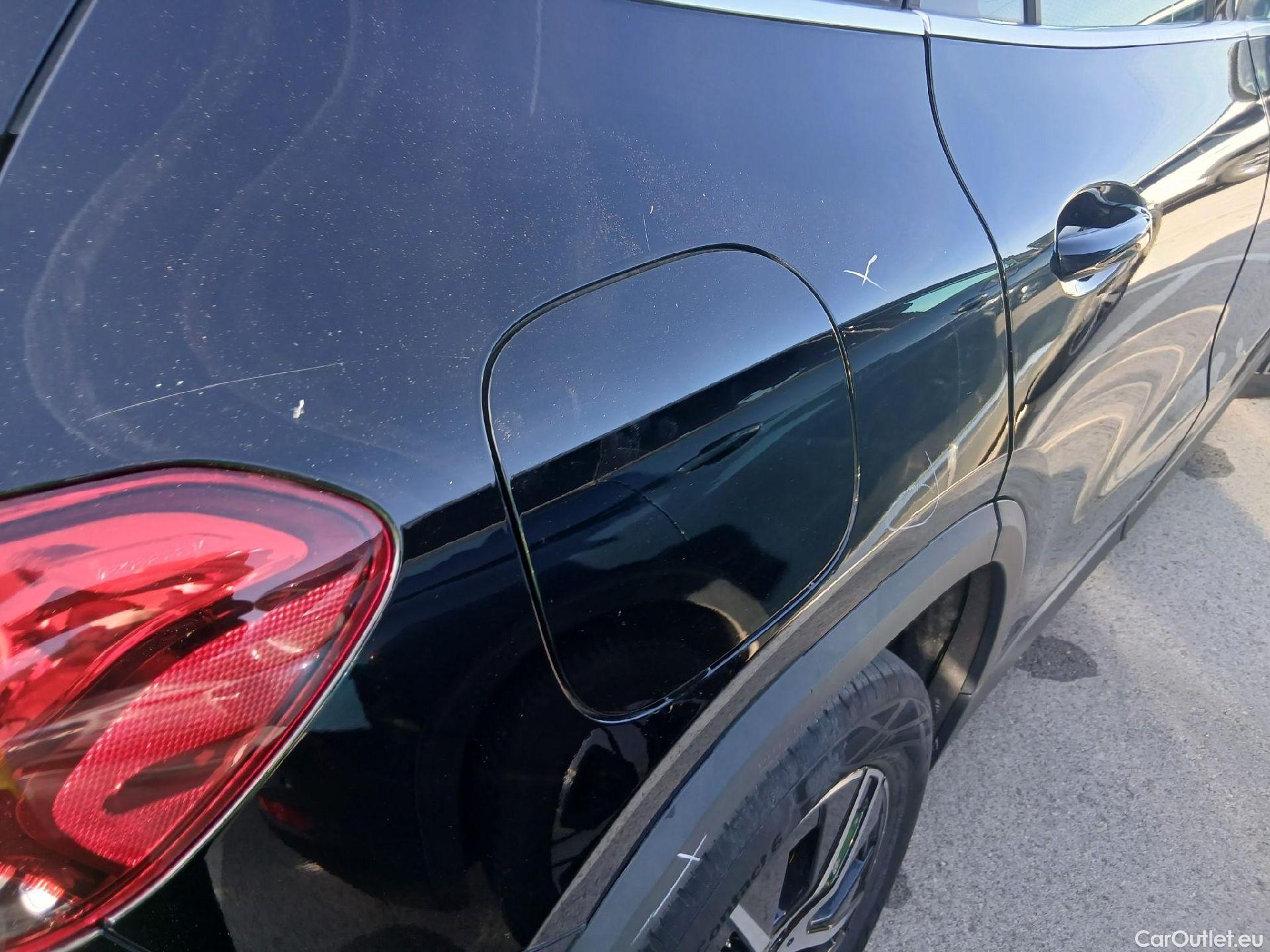  Mercedes  GLA MERCEDES-BENZ  / 2020 / 5P / todoterreno  250 e #33