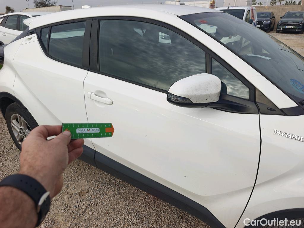  Toyota  C-HR TOYOTA  / 2019 / 5P / todoterreno 1.8 125H Active #9