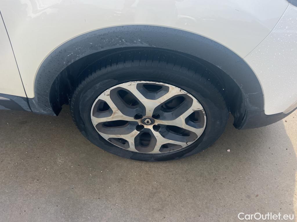  Renault  Captur RENAULT  / 2017 / 5P / crossover Zen TCe 66kW (90CV) -18 (CX) #5