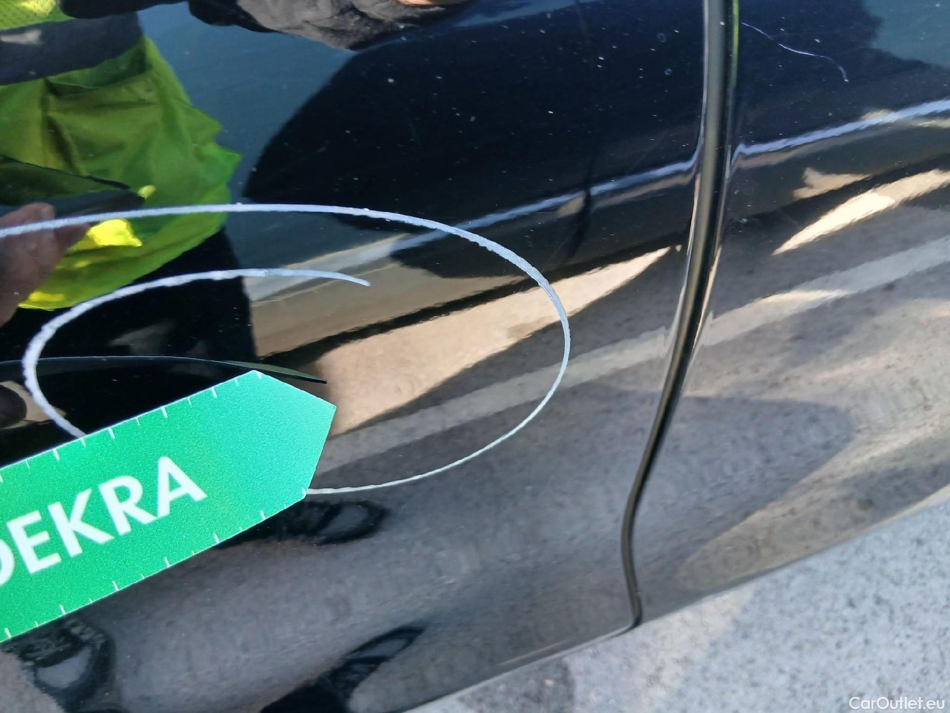  Mercedes  GLA MERCEDES-BENZ  / 2020 / 5P / todoterreno  250 e #35