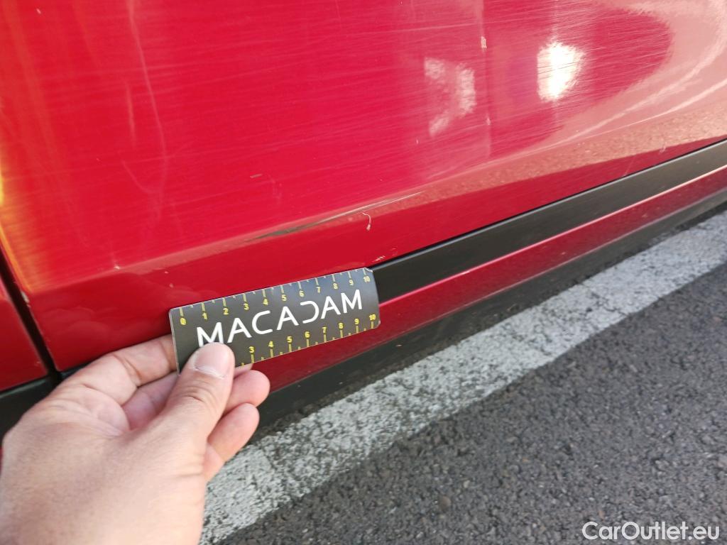  Land Rover  Range Rover LAND ROVER  Evoque / 2015 / 5P / todoterreno 2.0 D150 SE AUTO 4WD #9