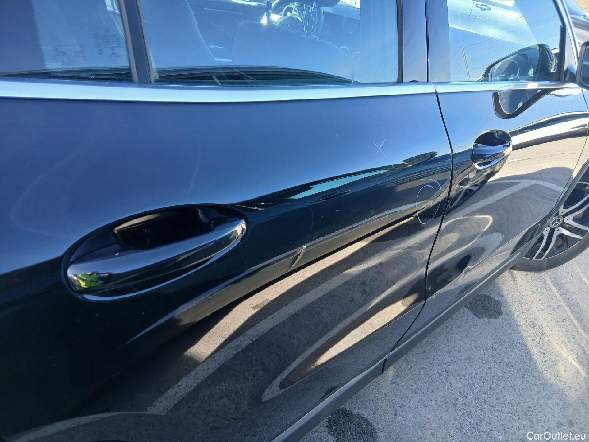  Mercedes  GLA MERCEDES-BENZ  / 2020 / 5P / todoterreno  250 e #34