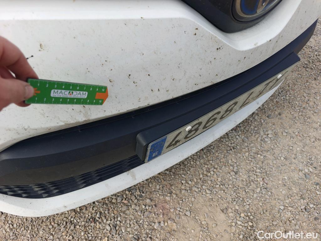  Toyota  C-HR TOYOTA  / 2019 / 5P / todoterreno 1.8 125H Active #14