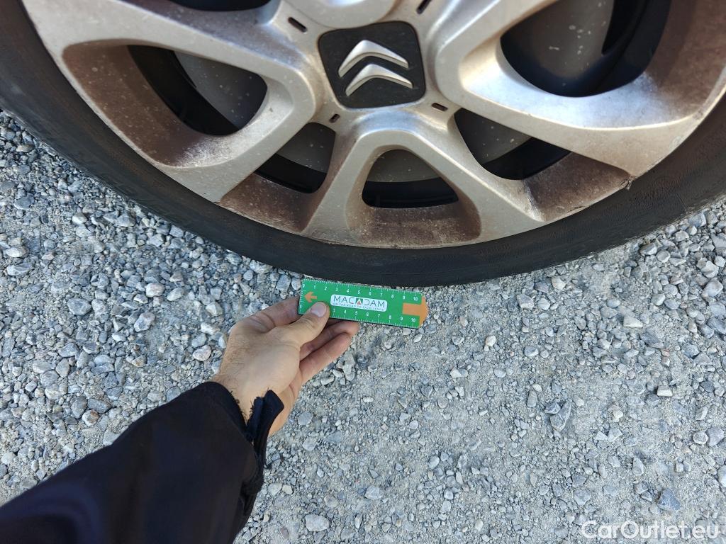  Citroen  C3 CITROEN  / 2016 / 5P / berlina con portón BlueHDi 73KW (100CV) S&S FEEL #38