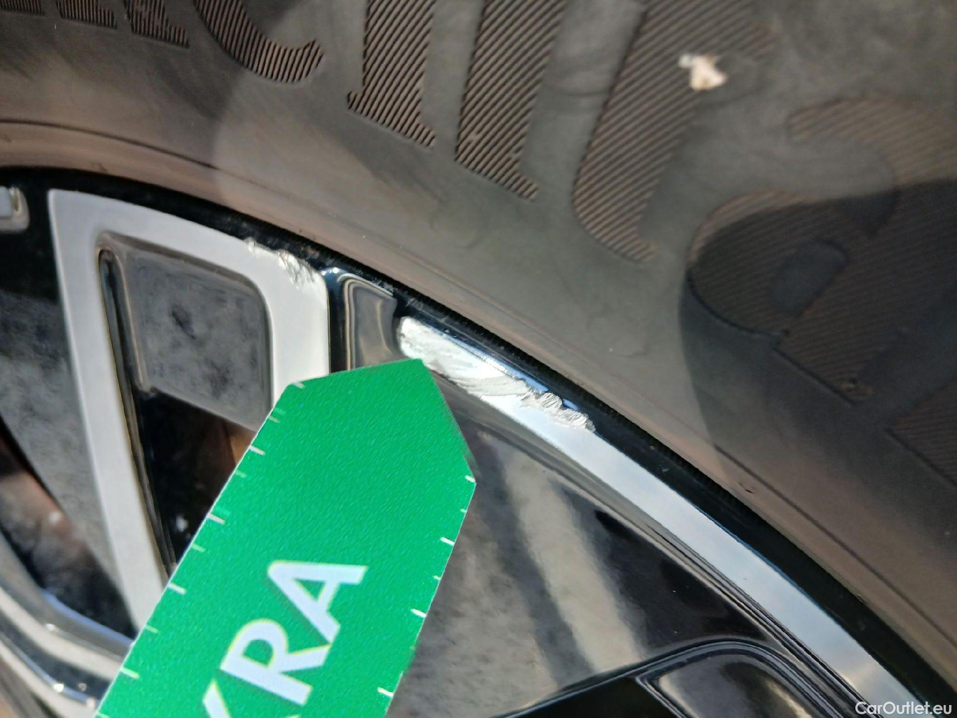  Mercedes  GLA MERCEDES-BENZ  / 2020 / 5P / todoterreno  250 e #8