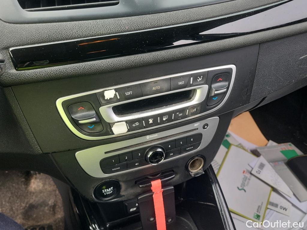  Renault  Megane RENAULT MÉGANE 5p 3G familiar Sp. Tou. Bose Energy dCi 130 S&S Euro 6 #72