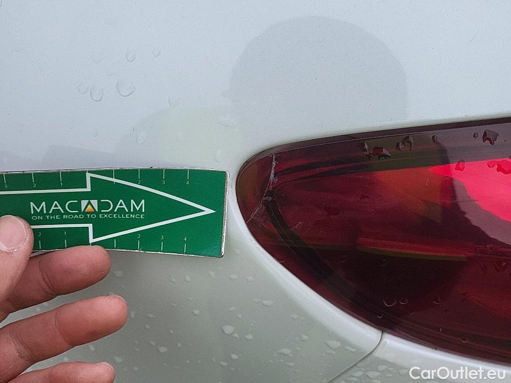  Renault  Megane RENAULT MÉGANE 5p 3G familiar Sp. Tou. Bose Energy dCi 130 S&S Euro 6 #81