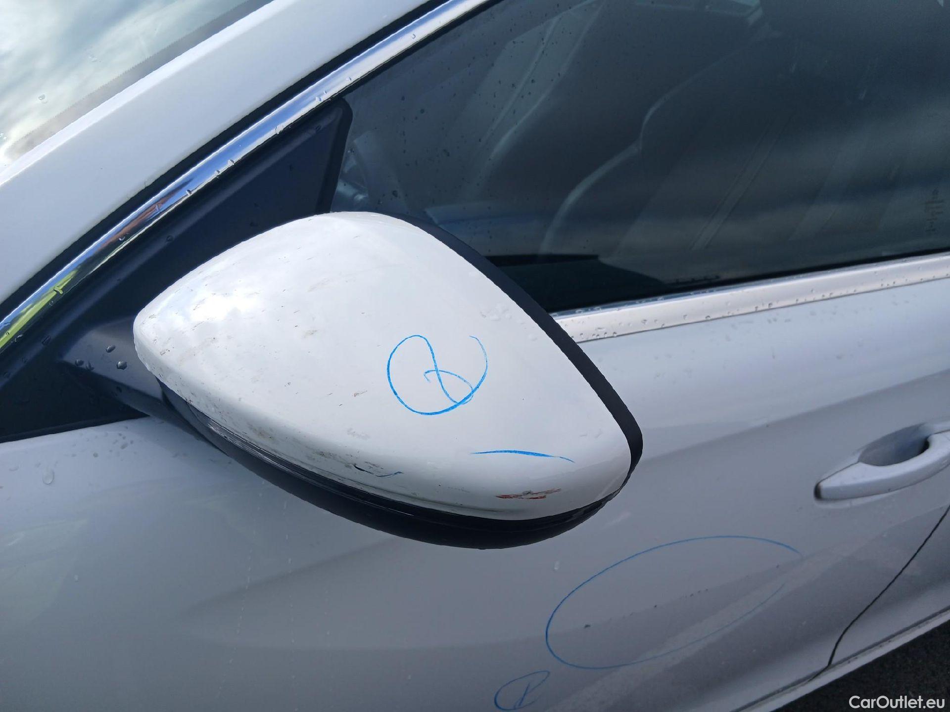  Peugeot  508 PEUGEOT  / 2018 / 5P / berlina con portón 5P Allure BlueHDi 120kW (160) S&S EAT8 #14