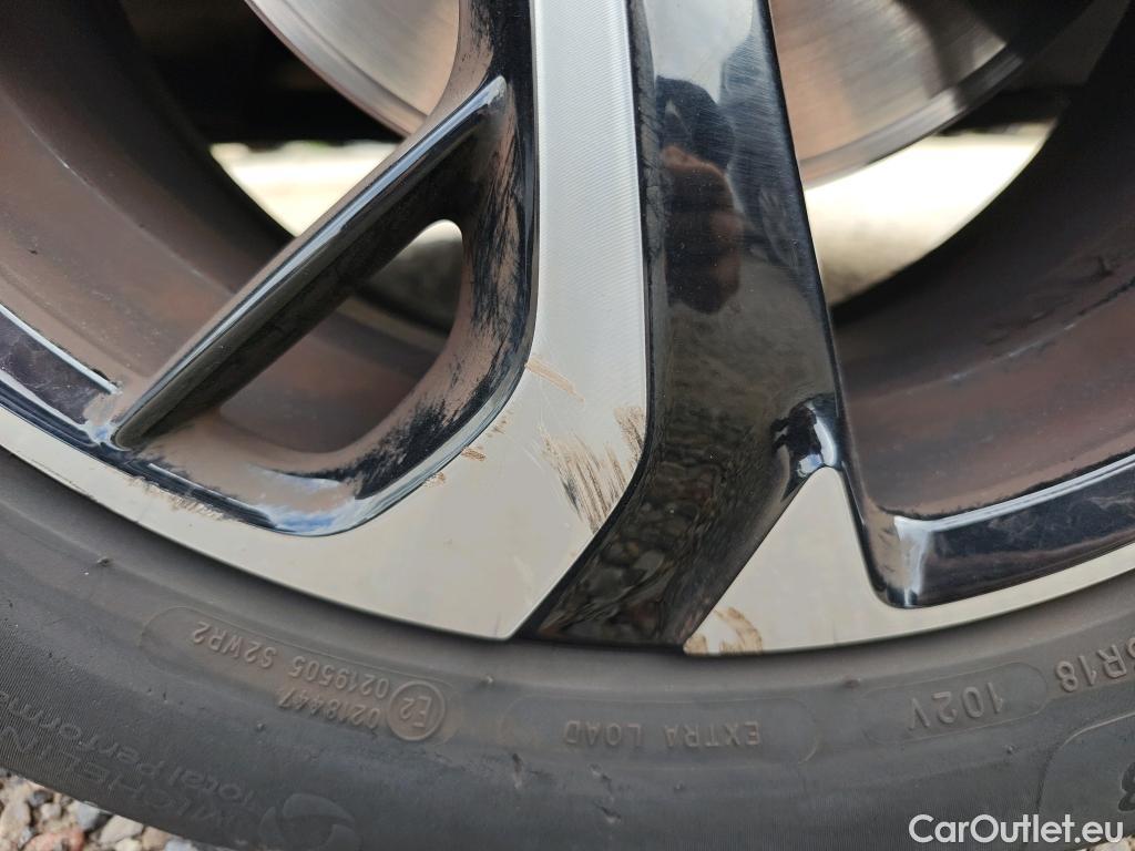  DS  DS7 DS DS 7 Crossback / 2017 / 5P / todoterreno BlueHDi DE 96kW (130CV) Auto. CHIC (AC) #16