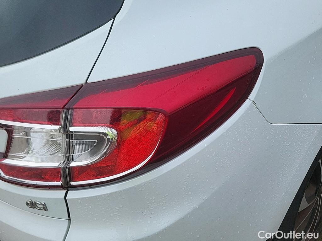  Renault  Megane RENAULT MÉGANE 5p 3G familiar Sp. Tou. Bose Energy dCi 130 S&S Euro 6 #82