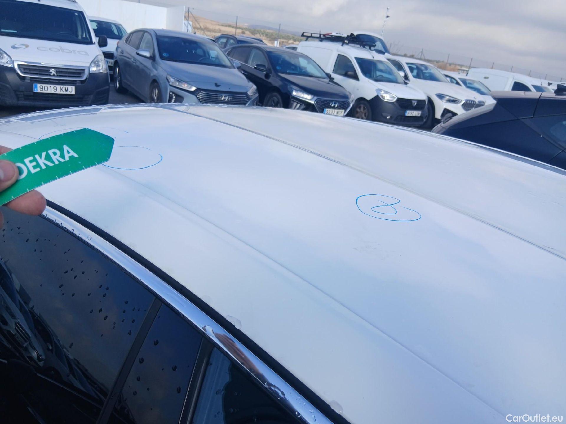  Peugeot  508 PEUGEOT  / 2018 / 5P / berlina con portón 5P Allure BlueHDi 120kW (160) S&S EAT8 #38