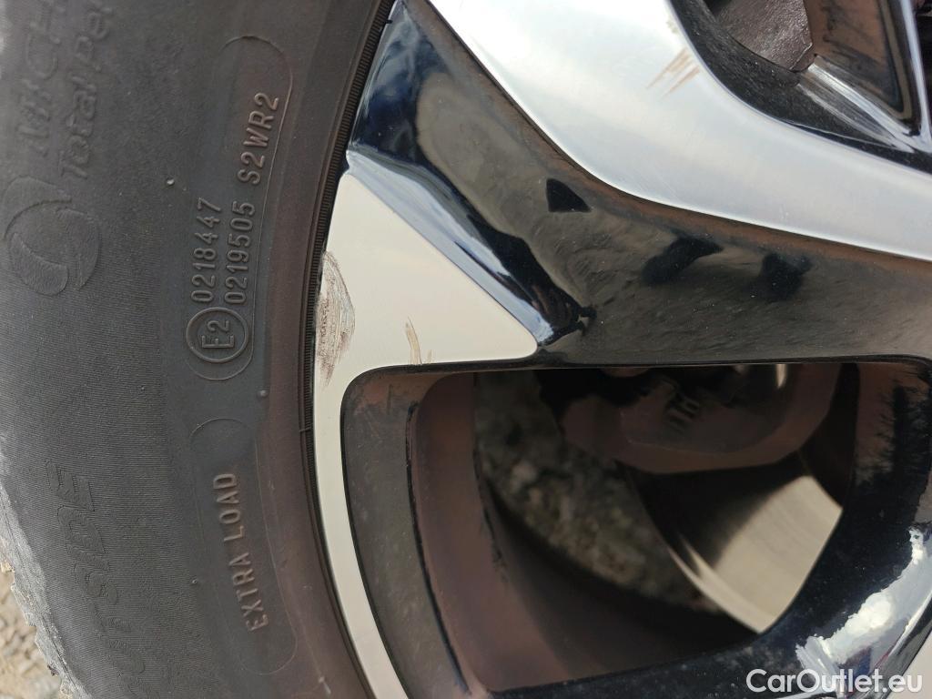  DS  DS7 DS DS 7 Crossback / 2017 / 5P / todoterreno BlueHDi DE 96kW (130CV) Auto. CHIC (AC) #10