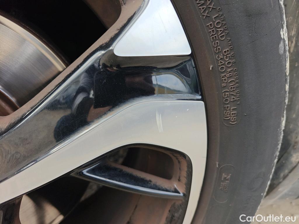  DS  DS7 DS DS 7 Crossback / 2017 / 5P / todoterreno BlueHDi DE 96kW (130CV) Auto. CHIC (AC) #11