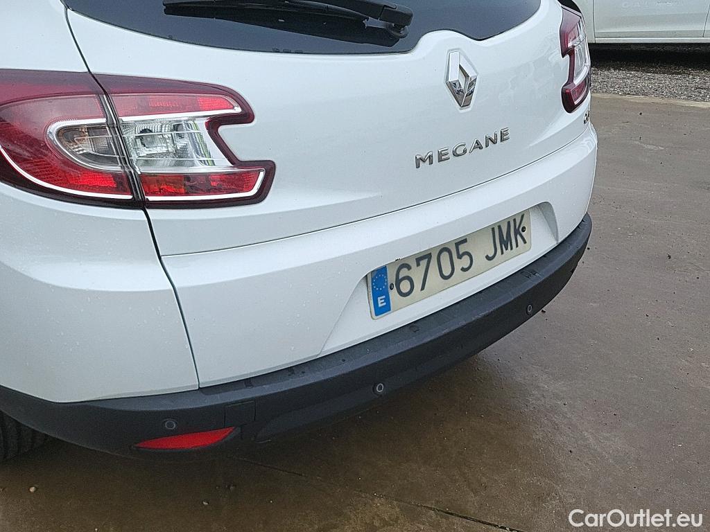  Renault  Megane RENAULT MÉGANE 5p 3G familiar Sp. Tou. Bose Energy dCi 130 S&S Euro 6 #9