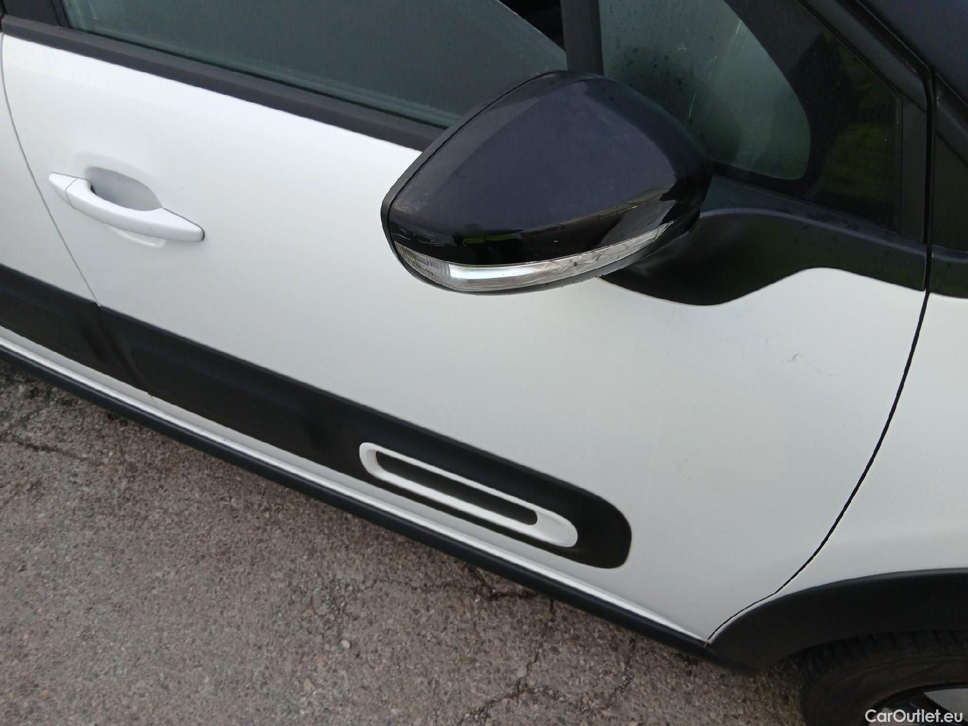  Citroen  C3 CITROEN  / 2020 / 5P / berlina con portón PureTech 60kW (83CV) Feel Pack (CX) #25